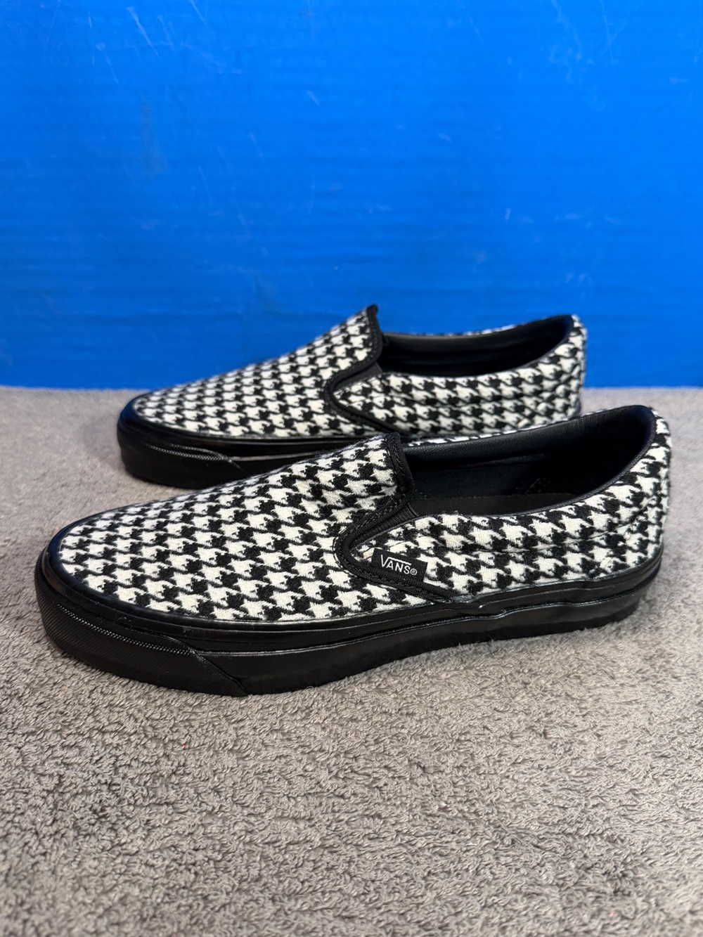 Vans authentic LX 98 slip on
Brand new